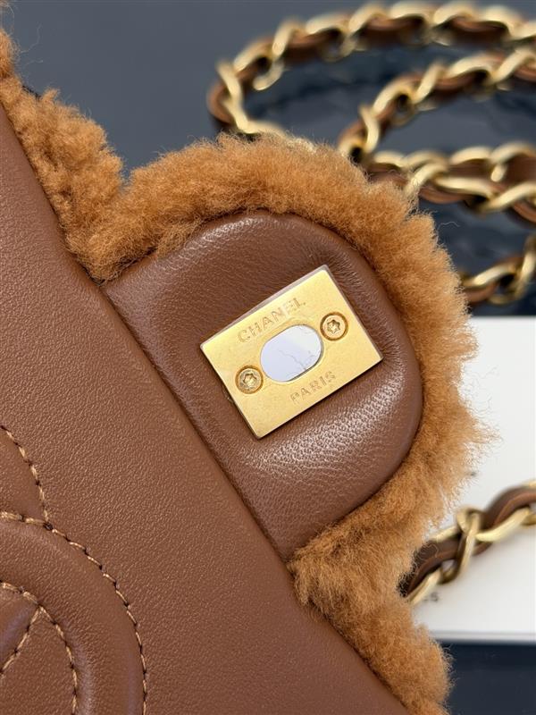 2026131214224380 660